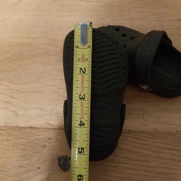 Toddler Crocs - Picture 5 of 6